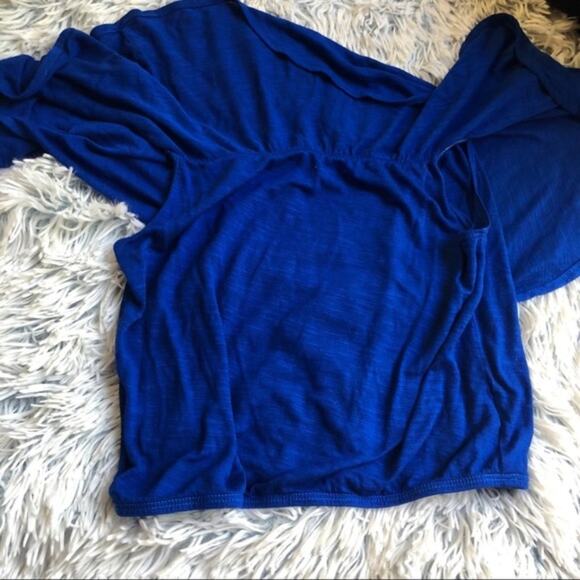 LF. Emma & Sam blue crop top shirt size small - Picture 4 of 5